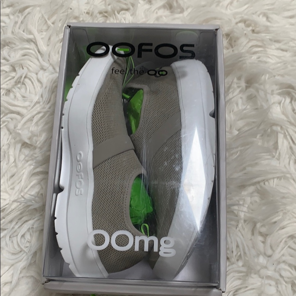 oofos shoes